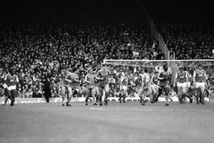 Framed Print : Arsenal 3 v. Chelsea 1. Division One Football. October 1986 LF20-14-073 Framed Print : Arsenal 3 v. Chelsea 1. Division One Football. October 1986 LF20-14-073