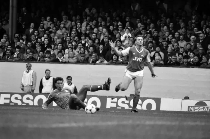 Framed Print : Arsenal 3 v. Chelsea 1. Division One Football. October 1986 LF20-14-006 Framed Print : Arsenal 3 v. Chelsea 1. Division One Football. October 1986 LF20-14-006
