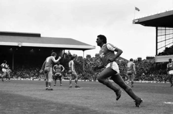 Framed Print : Arsenal 3 v. Chelsea 1. Division One Football. October 1986 LF20-14-049 Framed Print : Arsenal 3 v. Chelsea 1. Division One Football. October 1986 LF20-14-049