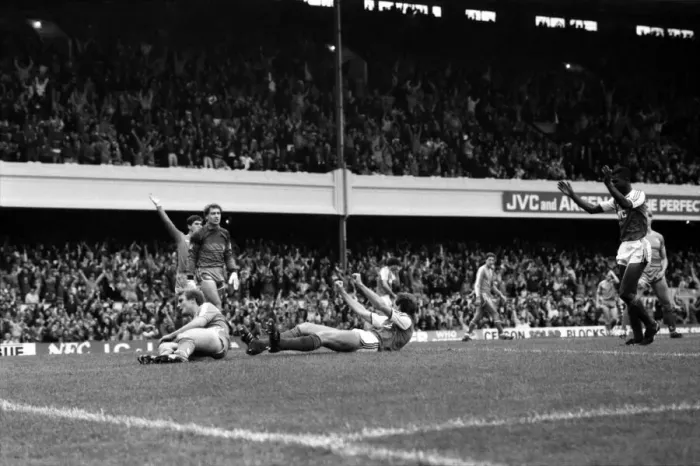 Framed Print : Arsenal 3 v. Chelsea 1. Division One Football. October 1986 LF20-14-059 Framed Print : Arsenal 3 v. Chelsea 1. Division One Football. October 1986 LF20-14-059