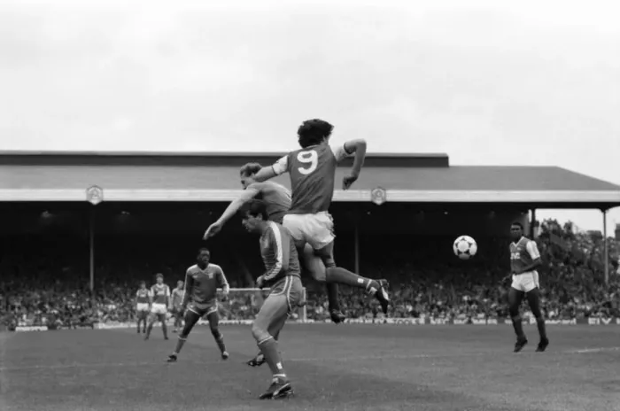 Framed Print : Arsenal 3 v. Chelsea 1. Division One Football. October 1986 LF20-14-038 Framed Print : Arsenal 3 v. Chelsea 1. Division One Football. October 1986 LF20-14-038