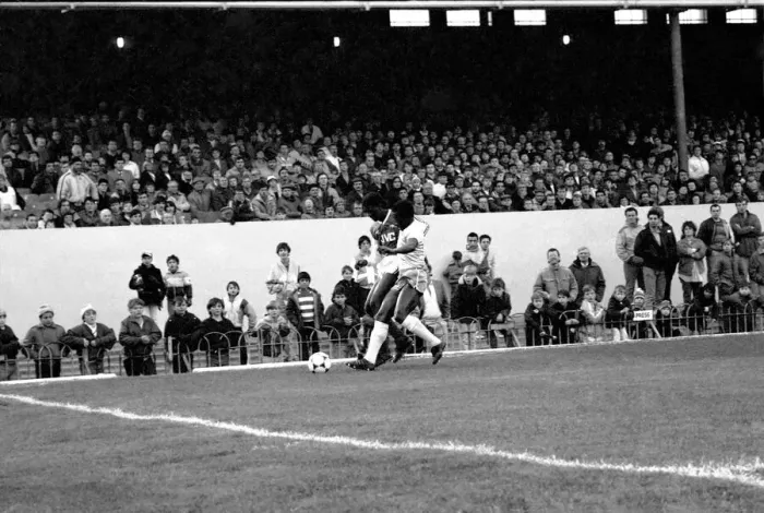 Framed Print : Arsenal 3 v. Manchester City 0. Division One Football. November 1986 LF21-06-090 Framed Print : Arsenal 3 v. Manchester City 0. Division One Football. November 1986 LF21-06-090