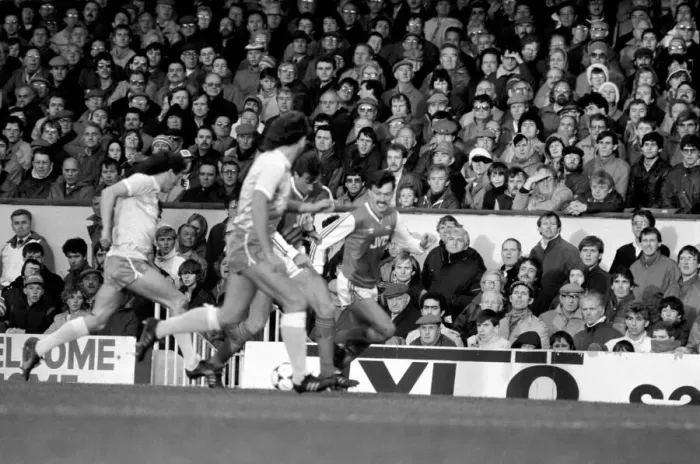 Framed Print : Arsenal 3 v. Manchester City 0. Division One Football. November 1986 LF21-06-003
