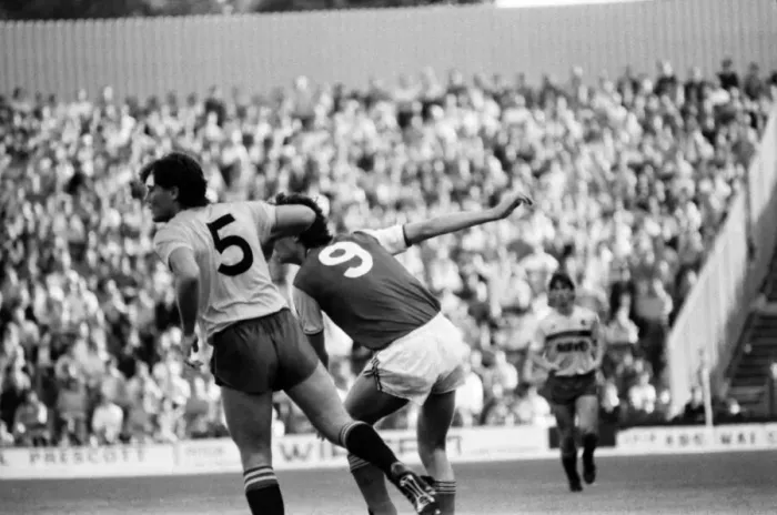 Framed Print : Arsenal 3 v. Watford 1. Division One Football. October 1986 LF20-03-001 Framed Print : Arsenal 3 v. Watford 1. Division One Football. October 1986 LF20-03-001