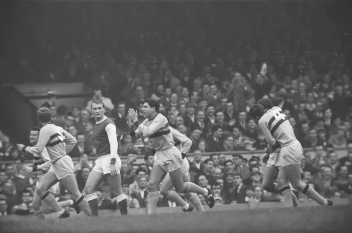 Framed Print : Arsenal 3 v West Ham United 3. Old League Division one at Highbury Stadium Framed Print : Arsenal 3 v West Ham United 3. Old League Division one at Highbury Stadium