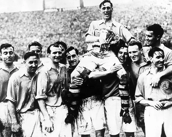 Arsenal football team celebrate FA Cup victory in 1950