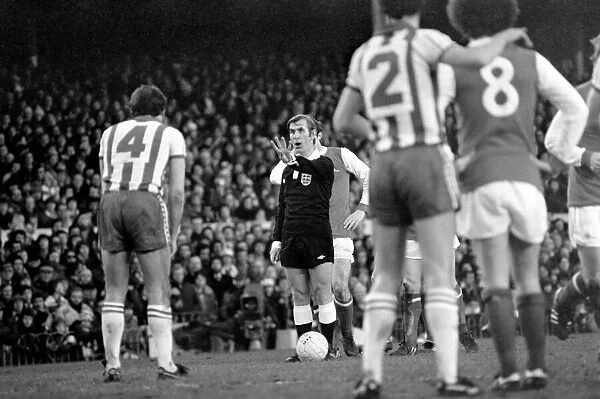 Arsenal v. Brighton and Hove Albion. Division 1 football. January 1980 LF01-10-009