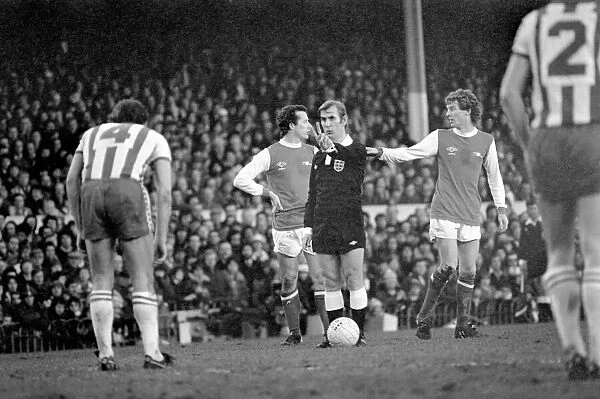 Arsenal v. Brighton and Hove Albion. Division 1 football. January 1980 LF01-10-010