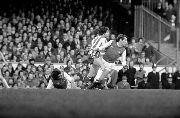 Arsenal v. Brighton and Hove Albion. Division 1 football. January 1980 LF01-10-062