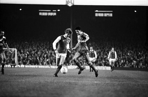 Arsenal v. Brighton and Hove Albion. November 1980 LF05-05-041 Football Division