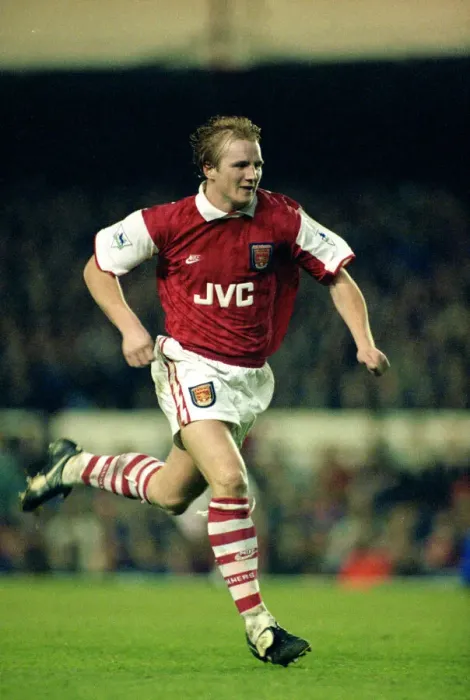 Framed Print : Arsenal v Everton - January 1995 John Hartson in Action