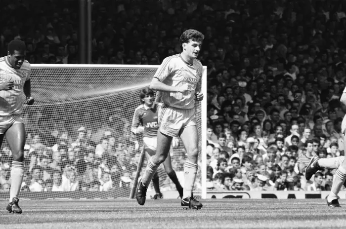 Framed Print : Arsenal v Liverpool Division One Football 15th August 1987 John Alridge after Framed Print : Arsenal v Liverpool Division One Football 15th August 1987 John Alridge after