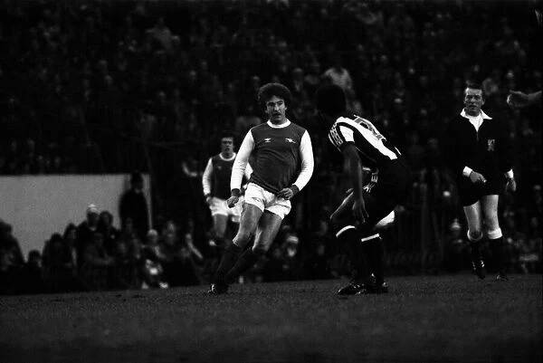Arsenal v. West Bromwich Albion. November 1980 LF05-15-064 The final score was a two all