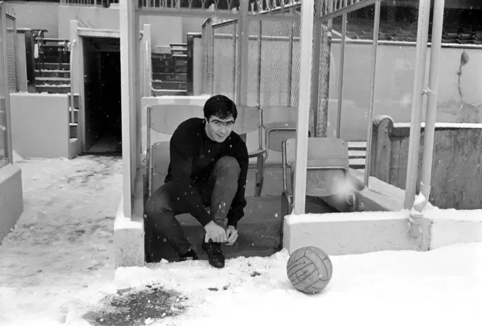Framed Print : Arsenals transfer lister forward, Bobby Gould, who was to have played for Arsenal