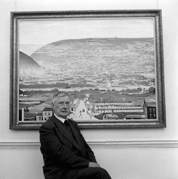 Framed Print : Artist L. S. Lowry at his one man exhibition in Salford. October 1961 Framed Print : Artist L. S. Lowry at his one man exhibition in Salford. October 1961
