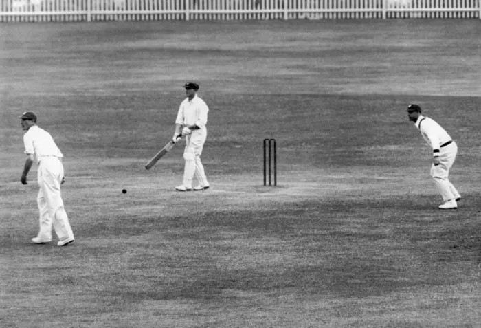 Framed Print : The Ashes 1932 - 1st Test at Sydney. Australia v England (The Bodyline Series Framed Print : The Ashes 1932 - 1st Test at Sydney. Australia v England (The Bodyline Series