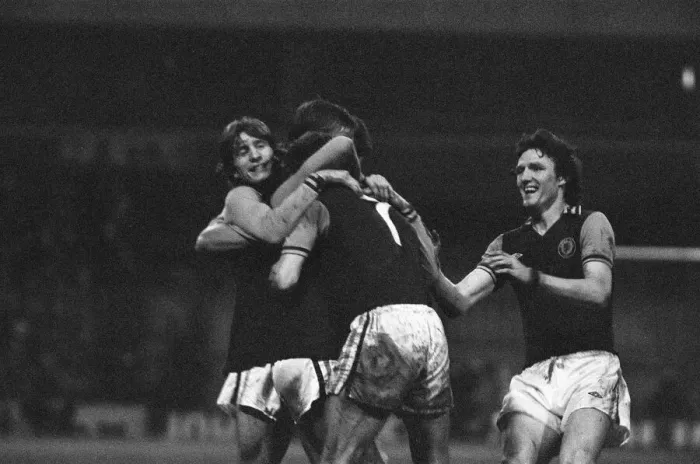 Framed Print : Aston Villa 1-3 Liverpool, Division One match held at Villa Park. 8th December 1979 Framed Print : Aston Villa 1-3 Liverpool, Division One match held at Villa Park. 8th December 1979