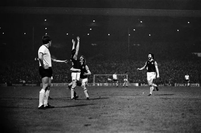 Framed Print : Aston Villa 5 - 1 Liverpool, League Division One match held at Villa Park Framed Print : Aston Villa 5 - 1 Liverpool, League Division One match held at Villa Park