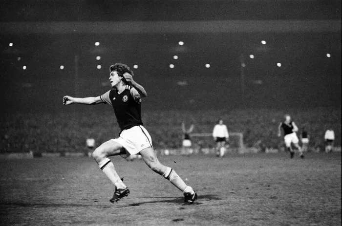 Framed Print : Aston Villa 5 - 1 Liverpool, League Division One match held at Villa Park Framed Print : Aston Villa 5 - 1 Liverpool, League Division One match held at Villa Park