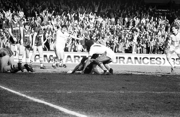 Aston Villa v. Manchester United. March 1984 MF14-16-001 Final Score was a three