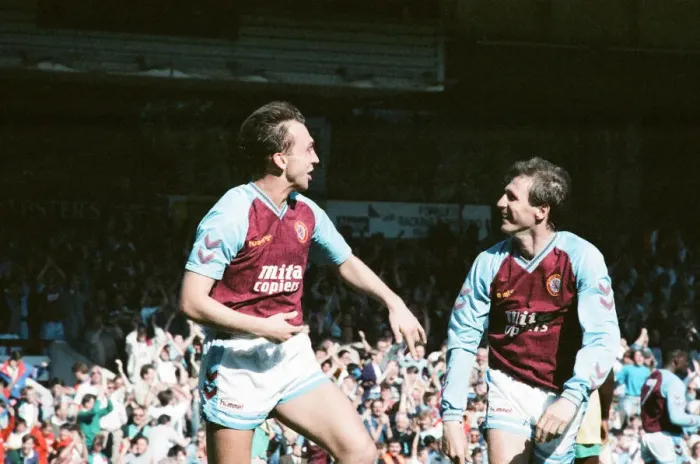Framed Print : Aston Villa v Norwich City, league match at Villa Park April 1990