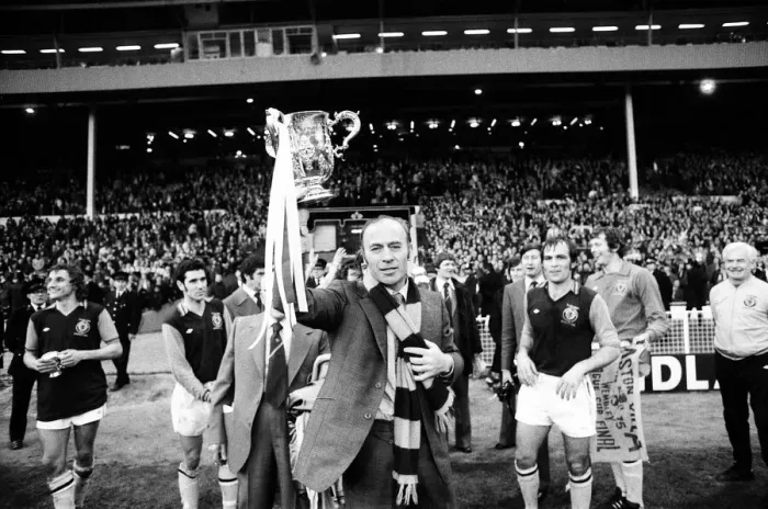 Framed Print : Aston Villa v Norwich City, Score 1-0 to Aston Villa. Aston Villa Manager Ron Saunders Framed Print : Aston Villa v Norwich City, Score 1-0 to Aston Villa. Aston Villa Manager Ron Saunders