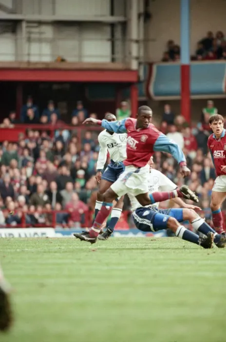 Framed Print : Aston Villa v Tottenham Hotspur, final score 1-1, Premier League, Villa Park, Birmingham Framed Print : Aston Villa v Tottenham Hotspur, final score 1-1, Premier League, Villa Park, Birmingham
