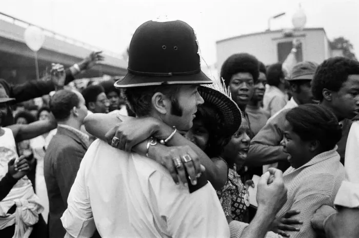 Framed Print : Atmosphere at the Notting Hill Carnival. Twenty-year-old Joanna Edward from Dominica