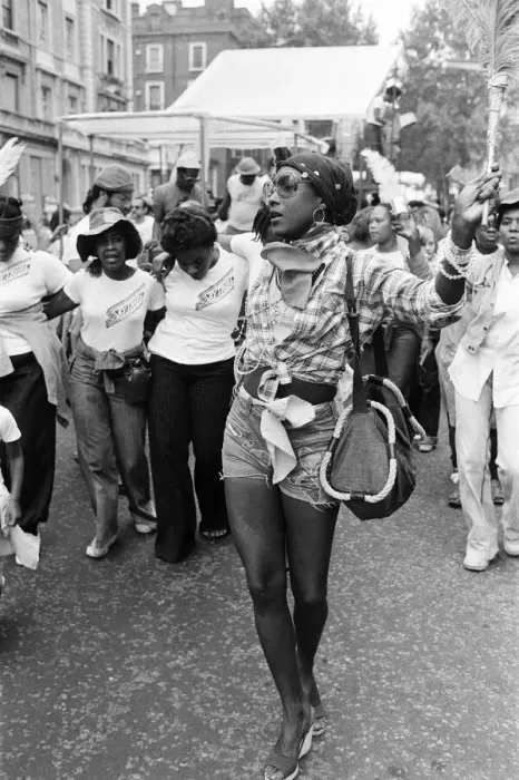Framed Print : Atmosphere at the Notting Hill Carnival. 29th August 1976 Framed Print : Atmosphere at the Notting Hill Carnival. 29th August 1976