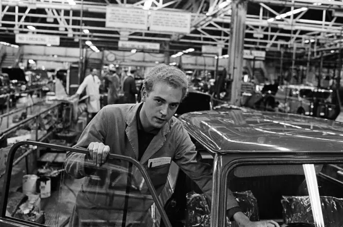 Framed Print : The Austin Mini car assembly line night shift at Longbridge, Birmingham, West Midlands Framed Print : The Austin Mini car assembly line night shift at Longbridge, Birmingham, West Midlands