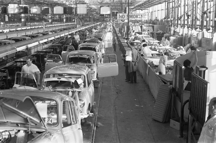 Framed Print : The Austin Mini production line at Longbridge. 10th March 1963 Framed Print : The Austin Mini production line at Longbridge. 10th March 1963