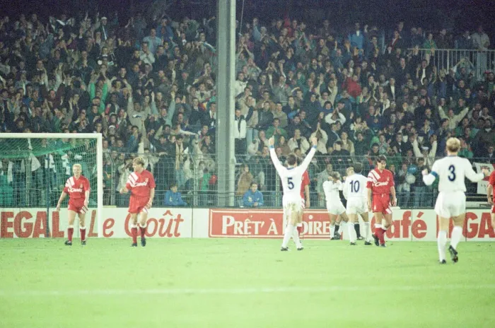 Framed Print : Auxerre 2-0 Liverpool, UEFA Cup Second Round 1st Leg match at Stade de l Framed Print : Auxerre 2-0 Liverpool, UEFA Cup Second Round 1st Leg match at Stade de l