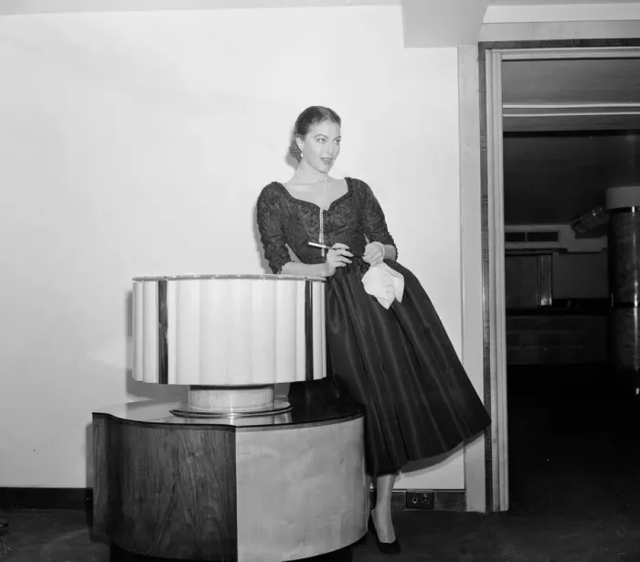 Framed Print : Ava Gardner at a press reception in London actess movie star film star Framed Print : Ava Gardner at a press reception in London actess movie star film star