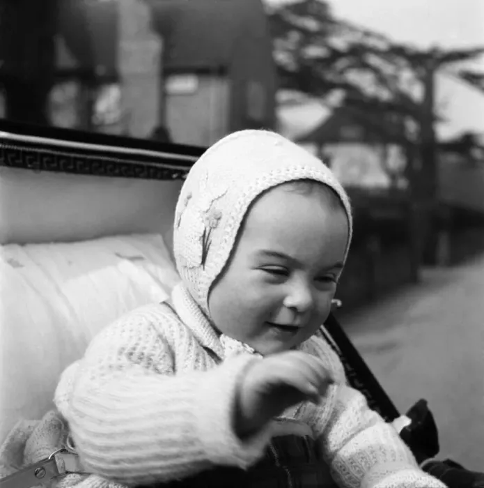 Framed Print : Baby girl Joy Wicholls seen here in here Pram. D3134-003
