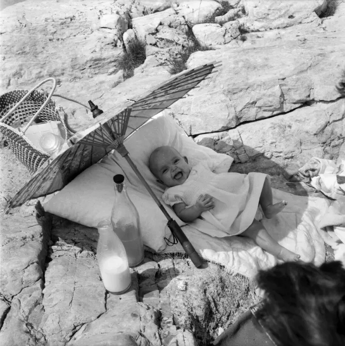 Framed Print : Baby under Sunshade beach pix. The happy baby is 4 months old Beverley Lovelock Framed Print : Baby under Sunshade beach pix. The happy baby is 4 months old Beverley Lovelock