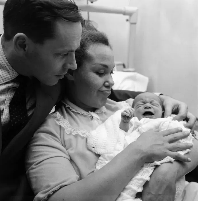 Framed Print : Band leader Johnnie Dankworth and his wife, the singer Cleo Laine