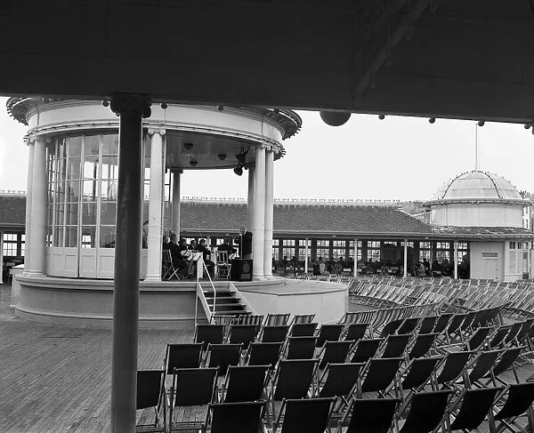 The bandstand on the Hastings Pier. 20th May 1956