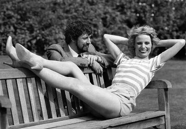 Barbara back with admiring husband Nigel. August 1982 P006526