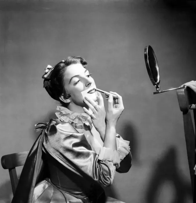 Framed Print : Barbara Grimes of the Old Vic Company between performances of the Merchant of Venice in