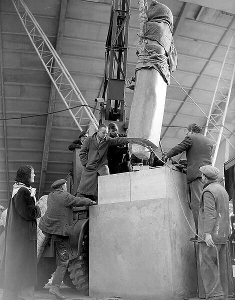 Barbara Hepworth Artist and Sculpture - March 1951 supervising the erection of her