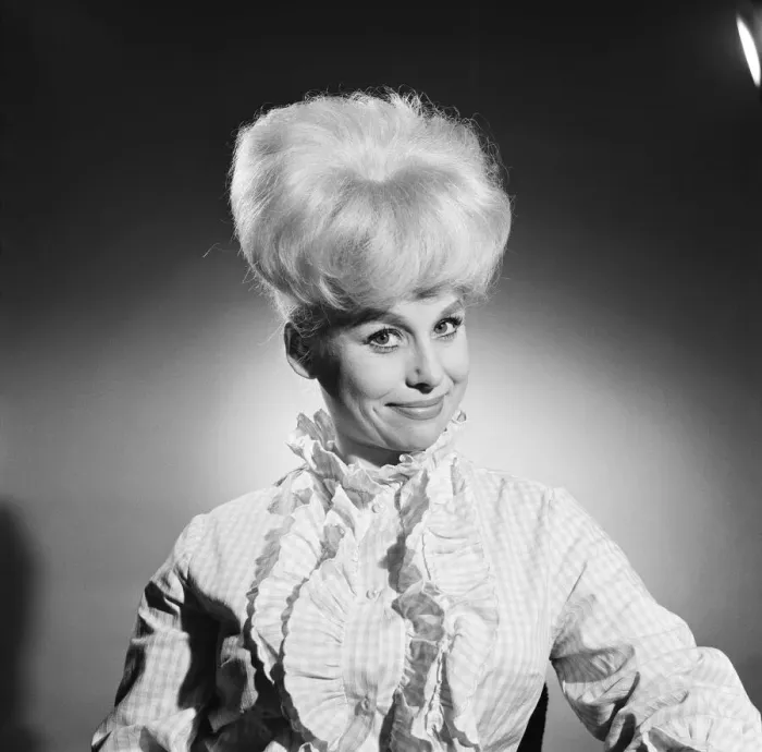 Framed Print : Barbara Windsor, actress and star of BBC TV Series, The Rag Trade Framed Print : Barbara Windsor, actress and star of BBC TV Series, The Rag Trade