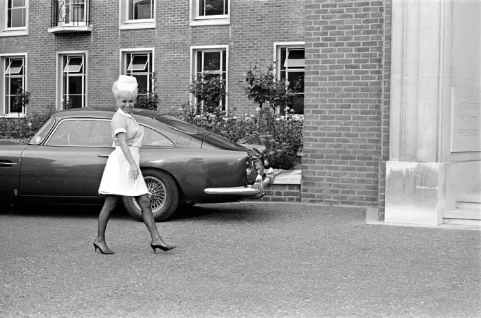 Framed Print : Barbara Windsor on the film set of Carry On Doctor. This scene was filmed Framed Print : Barbara Windsor on the film set of Carry On Doctor. This scene was filmed