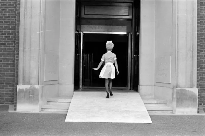 Framed Print : Barbara Windsor on the film set of Carry On Doctor. This scene was filmed Framed Print : Barbara Windsor on the film set of Carry On Doctor. This scene was filmed