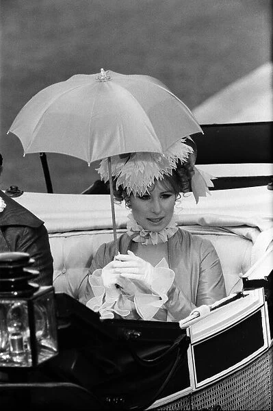 Barbra Streisand on the set of 'On a Clear Day You Can See Forever'