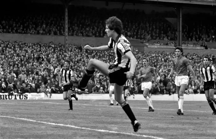 Framed Print : Barnsley 1 v. Newcastle United 0. Division Two Football. 17 / 10 / 1981 Framed Print : Barnsley 1 v. Newcastle United 0. Division Two Football. 17 / 10 / 1981
