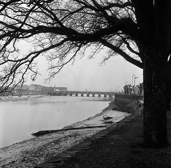 Barnstaple Long Bridge, North Devon. 9th January 1966