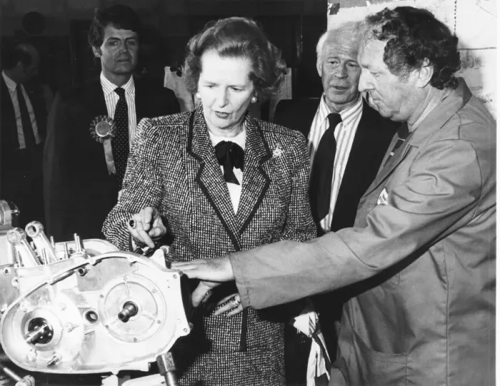 Framed Print : Baronnes Margaret Thatcher accompanied by Patrick Nicholls (left Framed Print : Baronnes Margaret Thatcher accompanied by Patrick Nicholls (left
