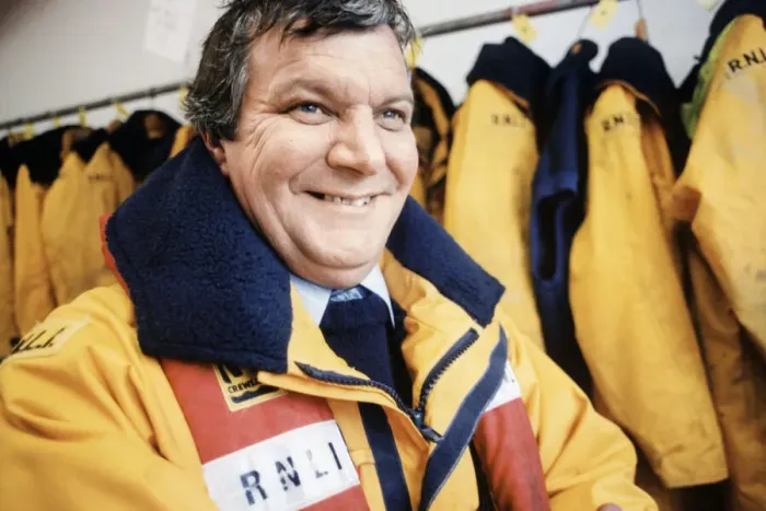 Framed Print : Barry lifeboat crewman Phil Cummins who received the gold badge for 22 years service Framed Print : Barry lifeboat crewman Phil Cummins who received the gold badge for 22 years service