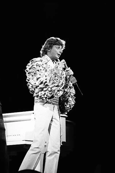Barry Manilow in concert at the Bay Front Arena, St. Petersburg, Florida, United States