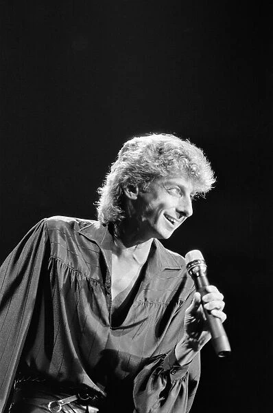 Barry Manilow in concert. November 1984